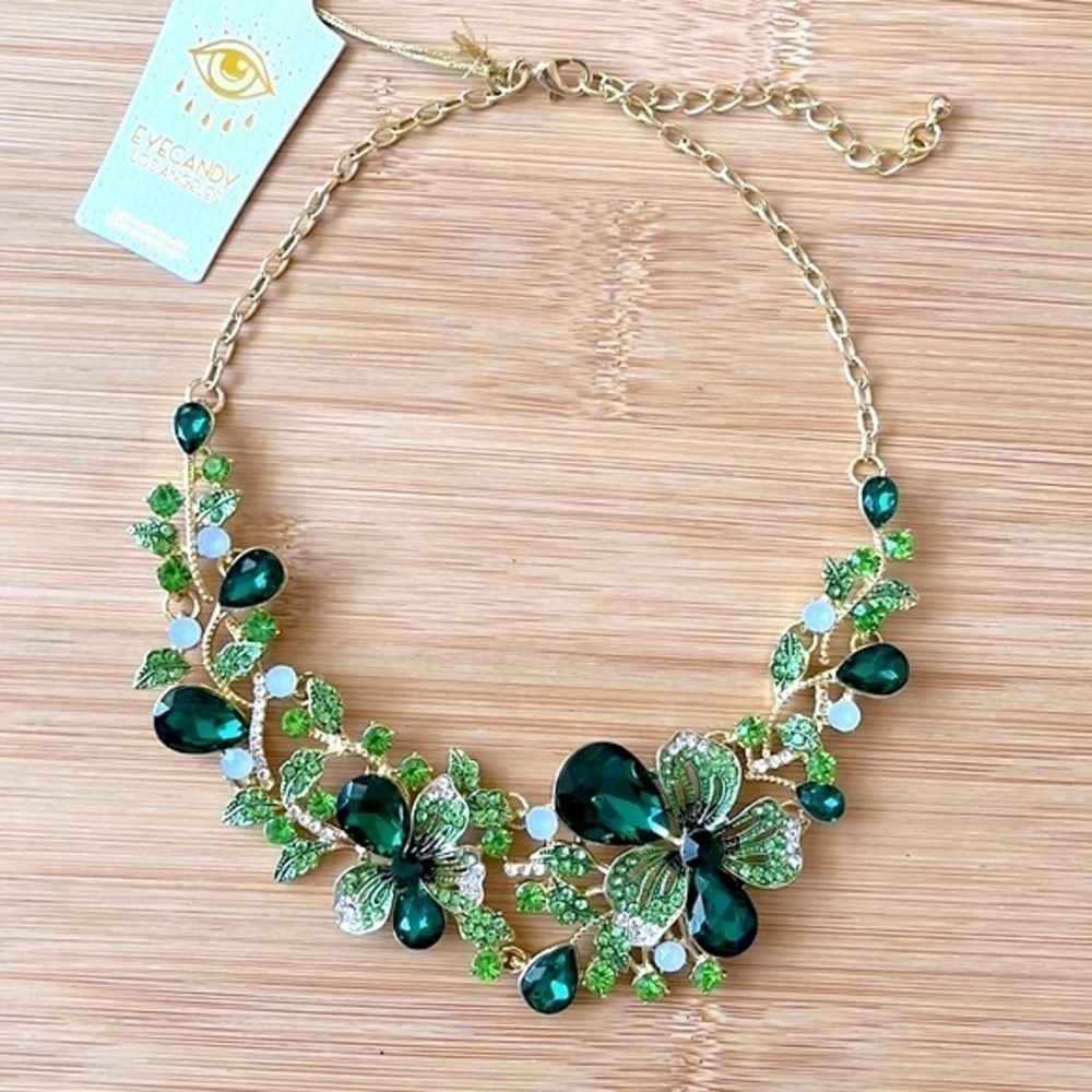 Brand New Eye Candy 14k Gold Plated w/ Glass Crystal Green Statement Necklace
